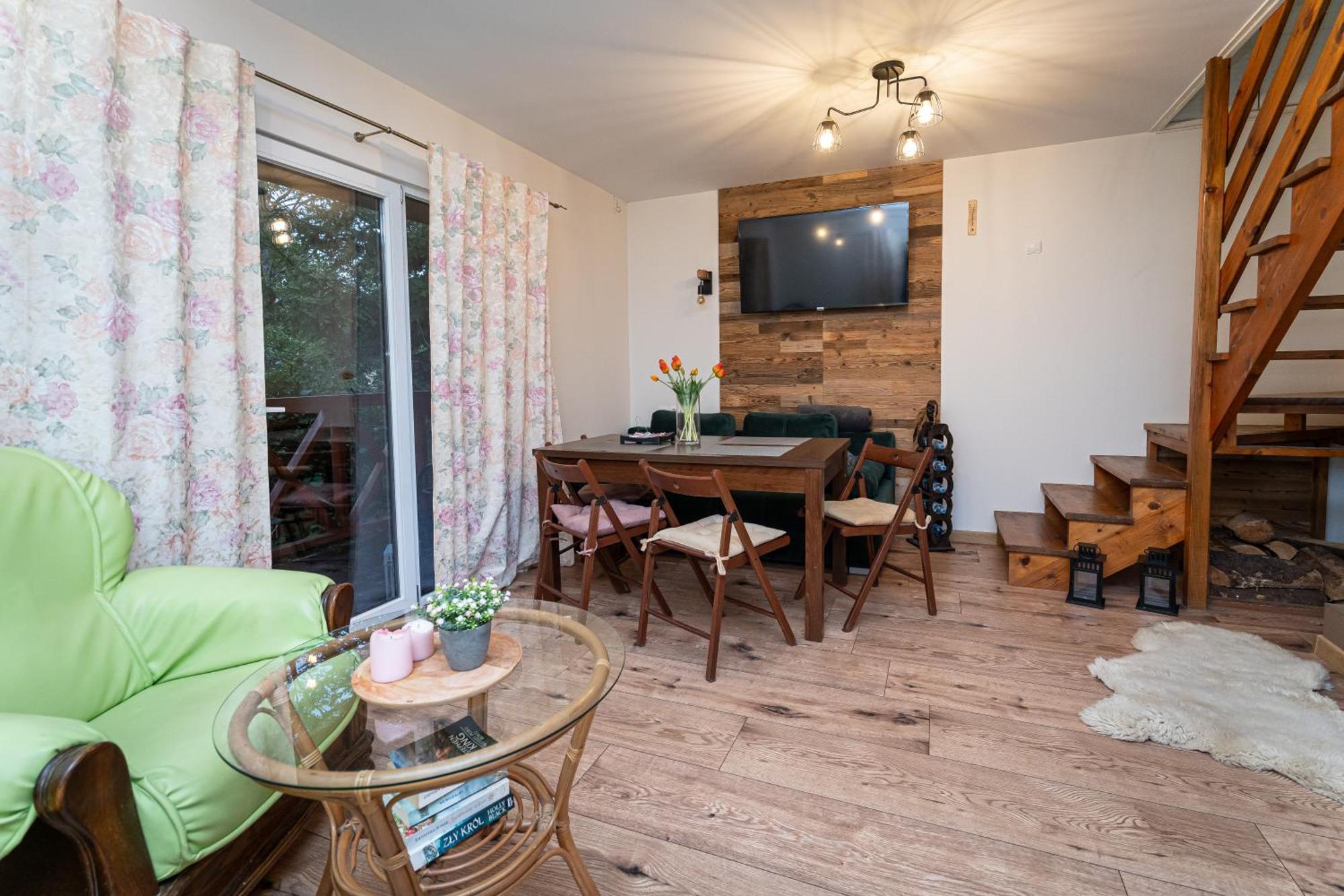 Holiday home Garden House Nad Jeziorem Szelment *